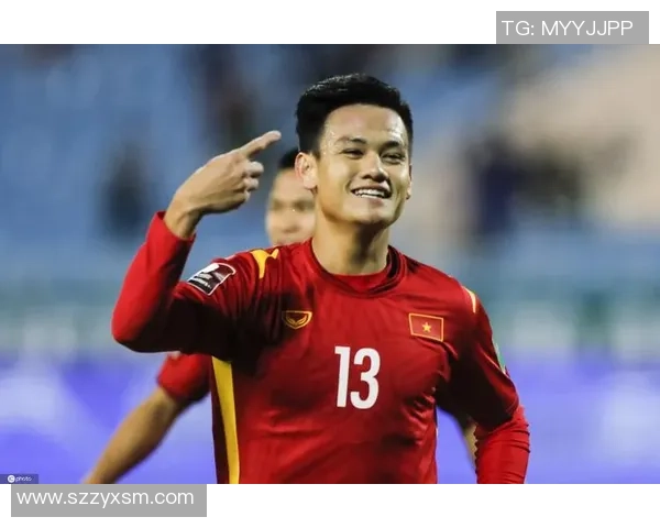 越南足球场上的小个子球星们技艺超群的故事与成就