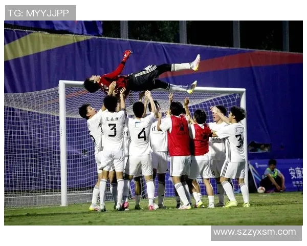 足球明星赛后握手瞬间尽显体育精神精彩纷呈的友谊场面回顾